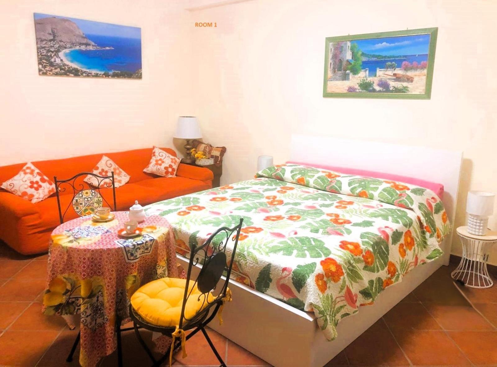Mondello House Lemon Apartment Palermo Bagian luar foto
