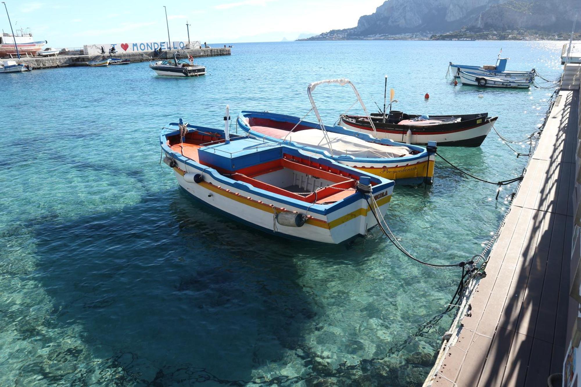 Mondello House Lemon Apartment Palermo Bagian luar foto